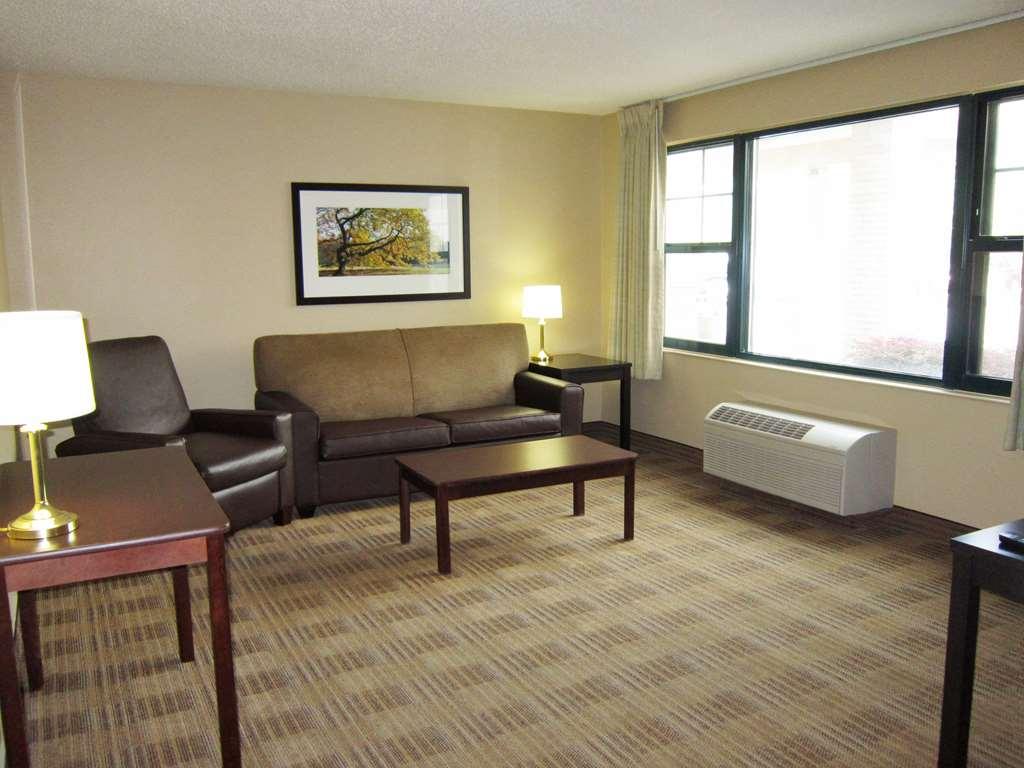 Extended Stay America Suites - Los Angeles - Burbank Airport Room photo