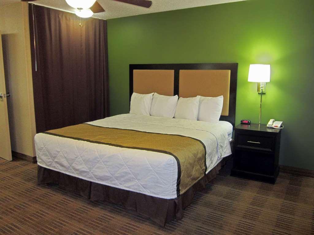 Extended Stay America Suites - Los Angeles - Burbank Airport Room photo